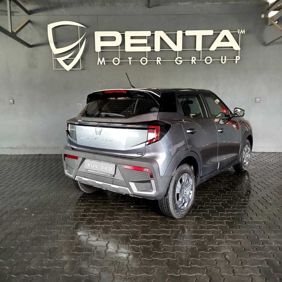 2025 Mahindra XUV 3XO 1.2T MX2 Q2FyTGlzdGluZzo0MzczMTI R254999 | Avo Auto