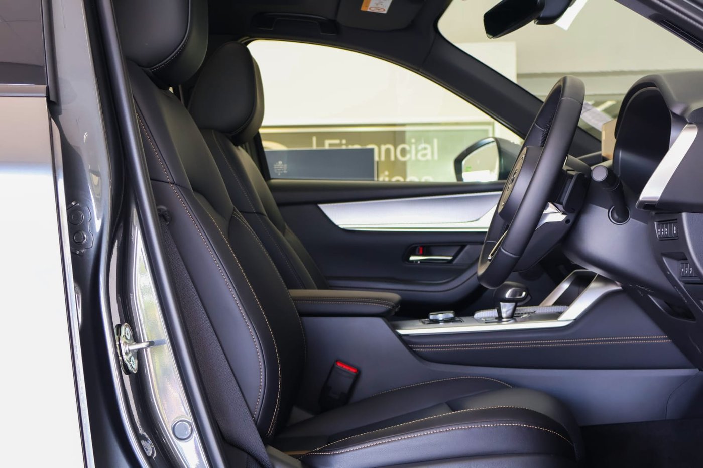 2025 Mazda CX-60 3.3L DE TAKUMI AWD Auto Q2FyTGlzdGluZzozNjM1MjA
