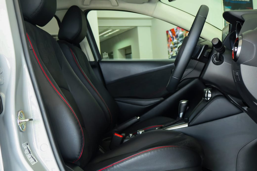 2025 Mazda 2 1.5 Individual 5 Door Auto Q2FyTGlzdGluZzozODQ4NjI