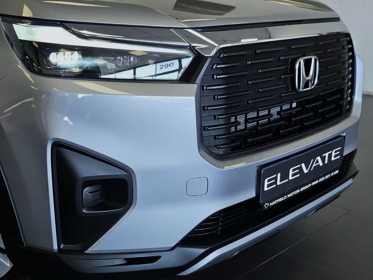 2025 Honda Elevate 1.5 Comfort Q2FyTGlzdGluZzo0OTQ3MjQ R314500