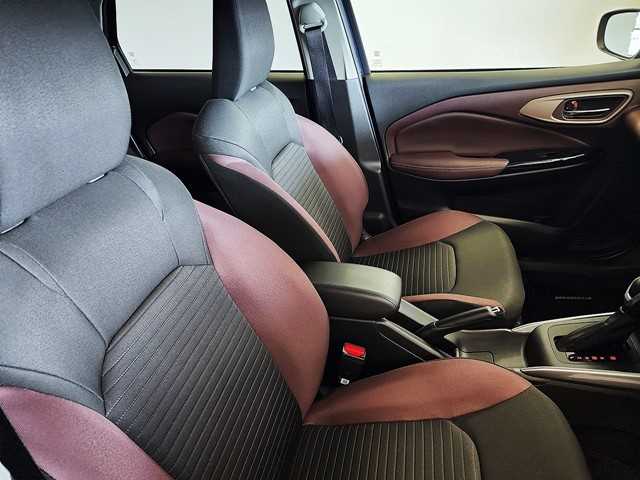 2025 Suzuki Fronx 1.5 GLX Auto Q2FyTGlzdGluZzo1MDEyMTc R362900