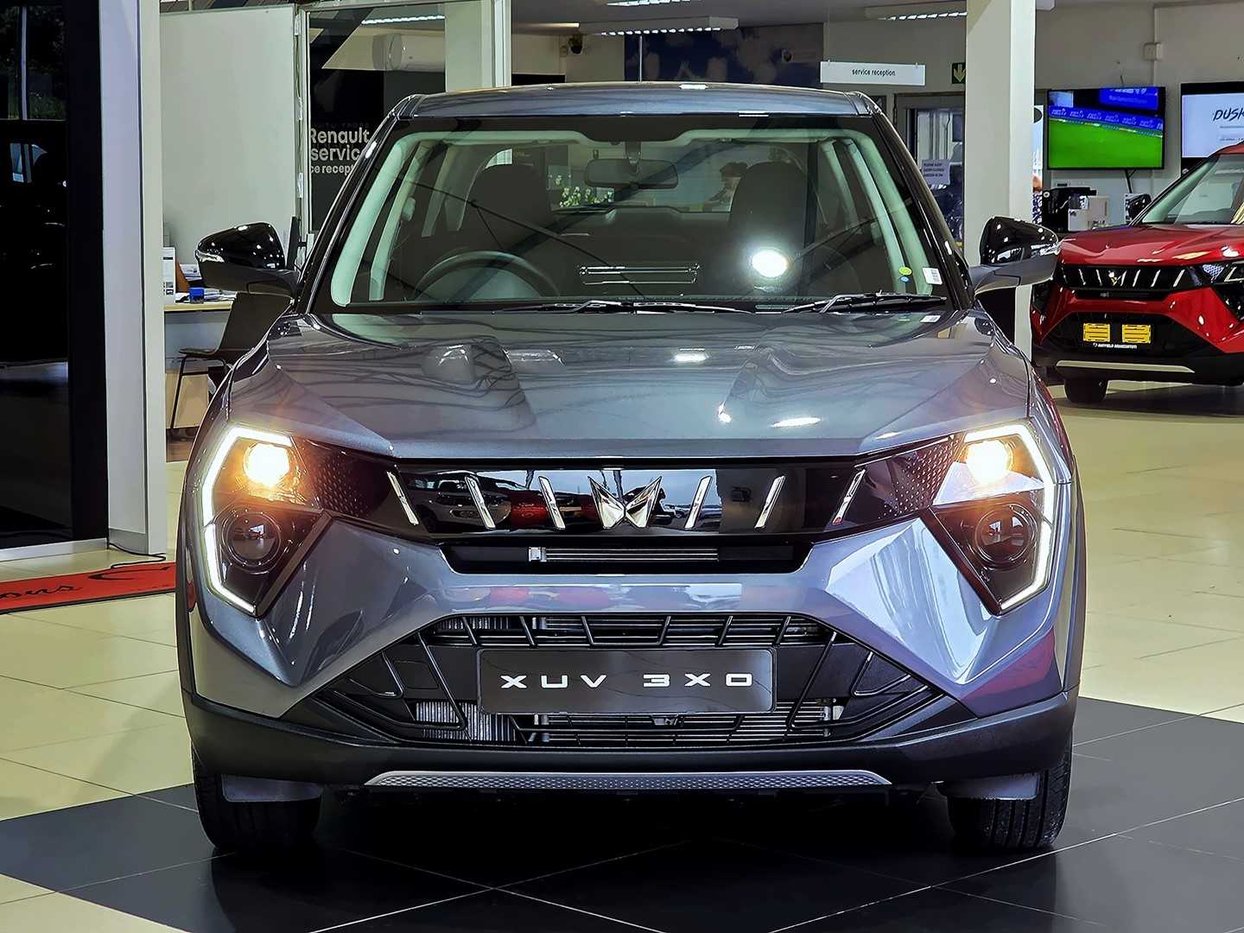 2025 Mahindra XUV 3XO 1.2T MX2 Q2FyTGlzdGluZzo0NTkxNDg R254999 | Avo Auto