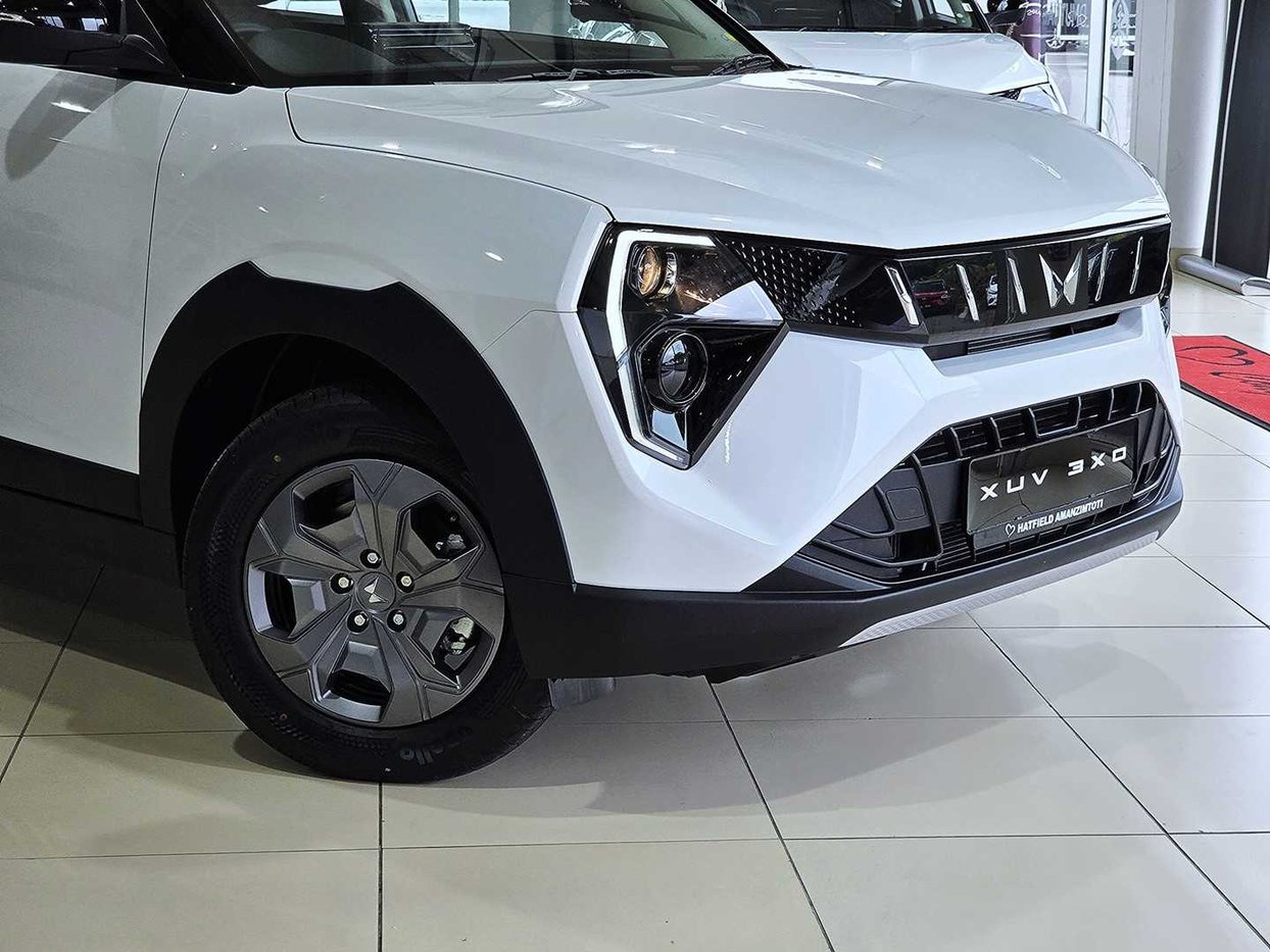 2025 Mahindra XUV 3XO 1.2T MX2 Q2FyTGlzdGluZzo1MDEzNTM R259999 | Avo Auto