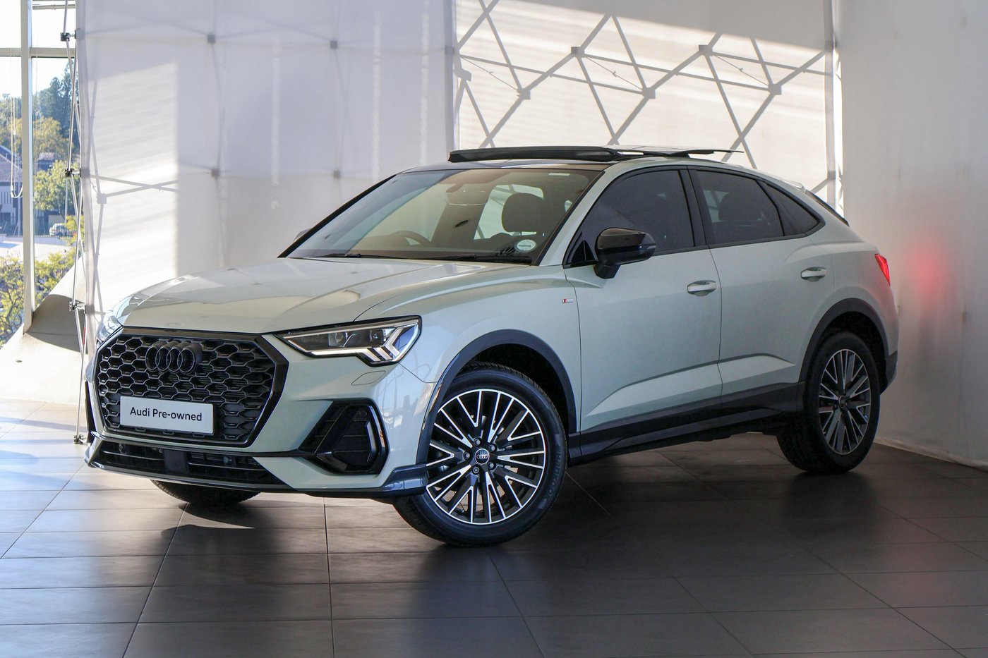 2025-audi-q3-sportback--35-