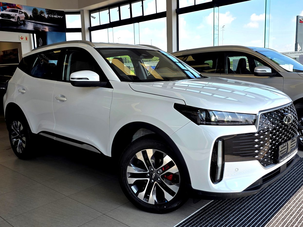 2025 Chery Tiggo Cross 1.5T Elite DCT Q2FyTGlzdGluZzo0MjQ2MDQ