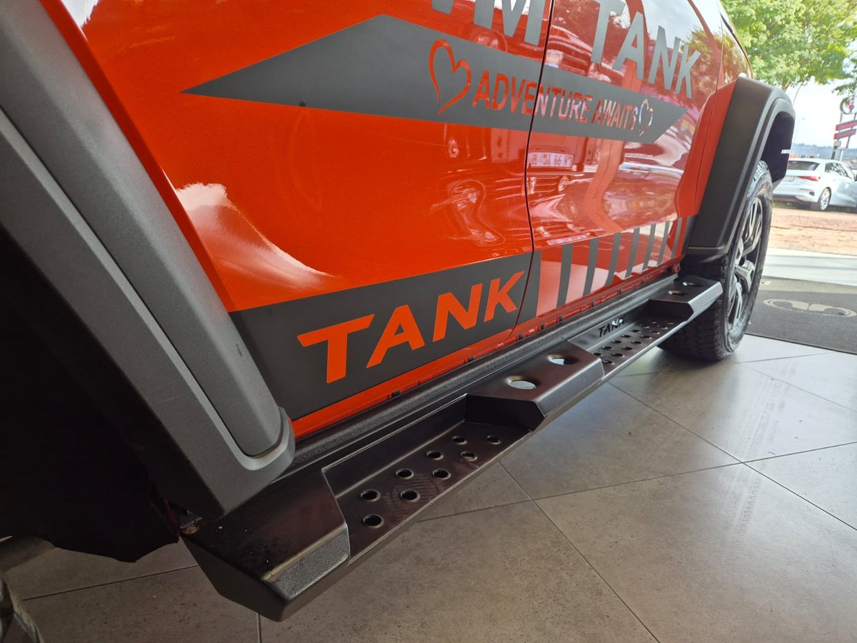 2025 GWM Tank 300 2.0T Super Luxury Hybrid Auto 4x4 ...