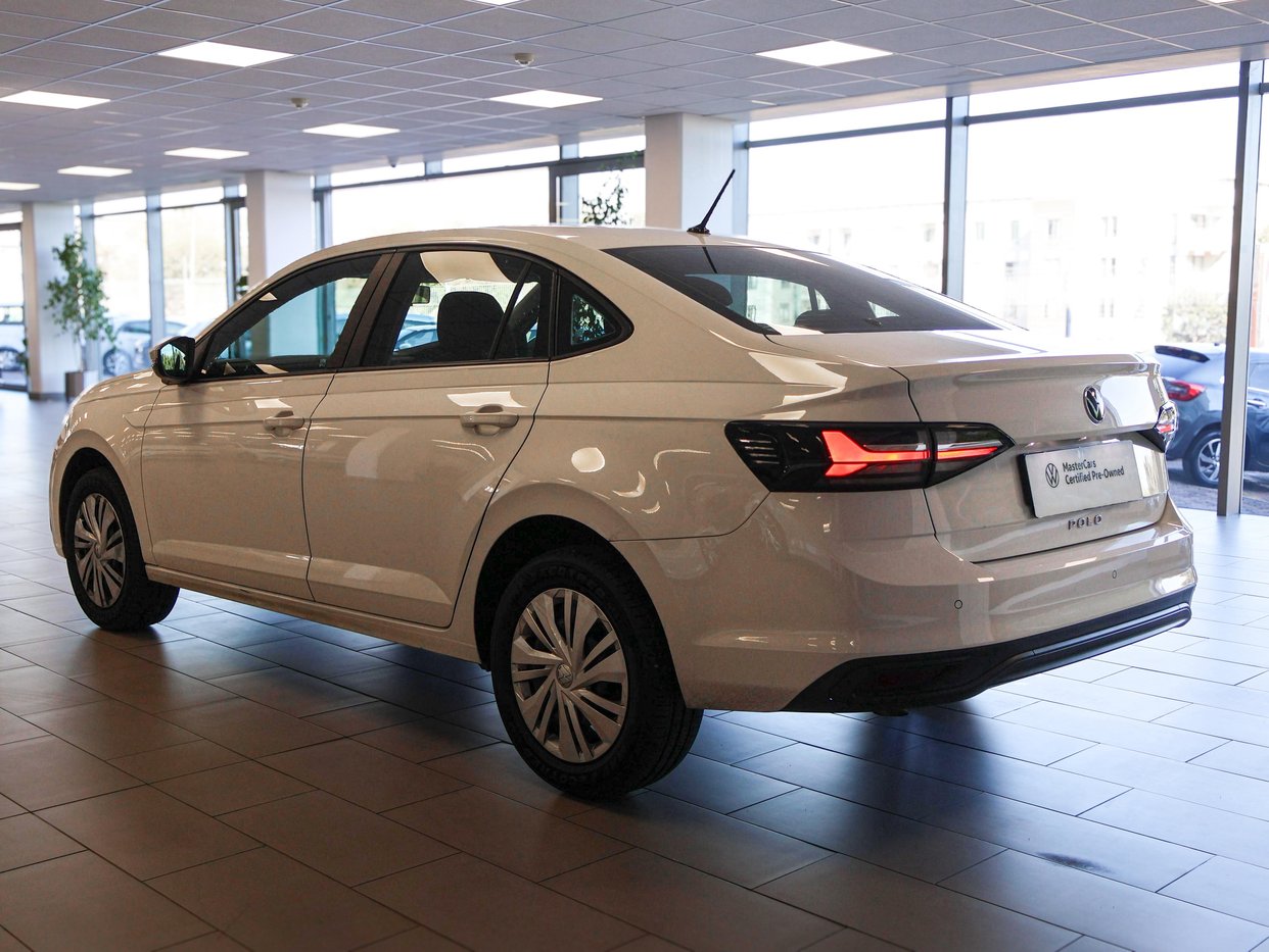 2025 Volkswagen VW Polo Sedan 1.6 Q2FyTGlzdGluZzo0OTY4NTQ R299900