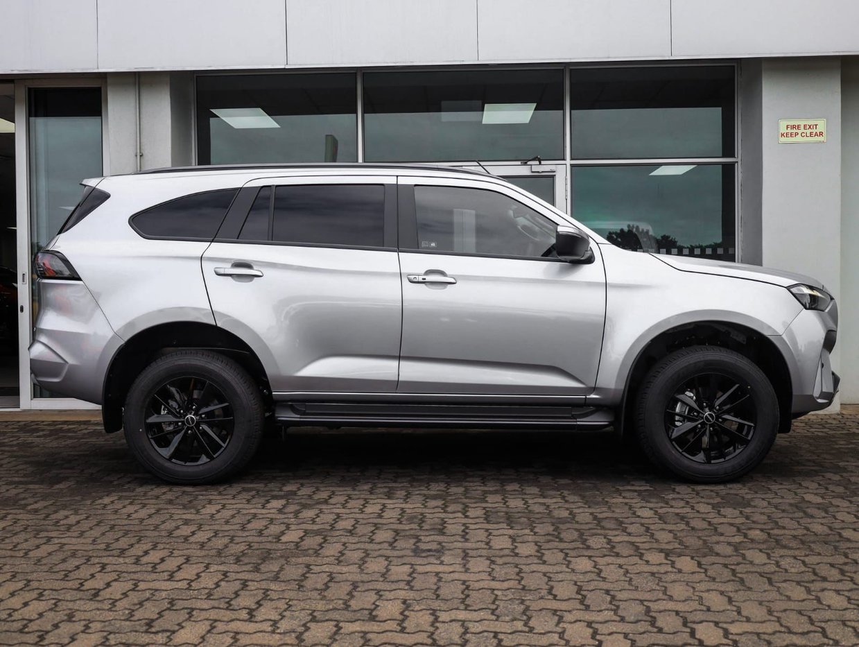 2025 Isuzu MU-X 3.0D LS Auto Q2FyTGlzdGluZzo0NTk4NTg R852600 | Avo