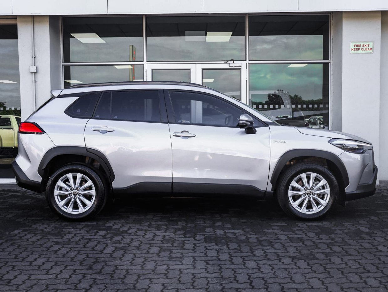 2024 Toyota Corolla Cross 1.8 XS Hybrid Q2FyTGlzdGluZzo0NzMxODc