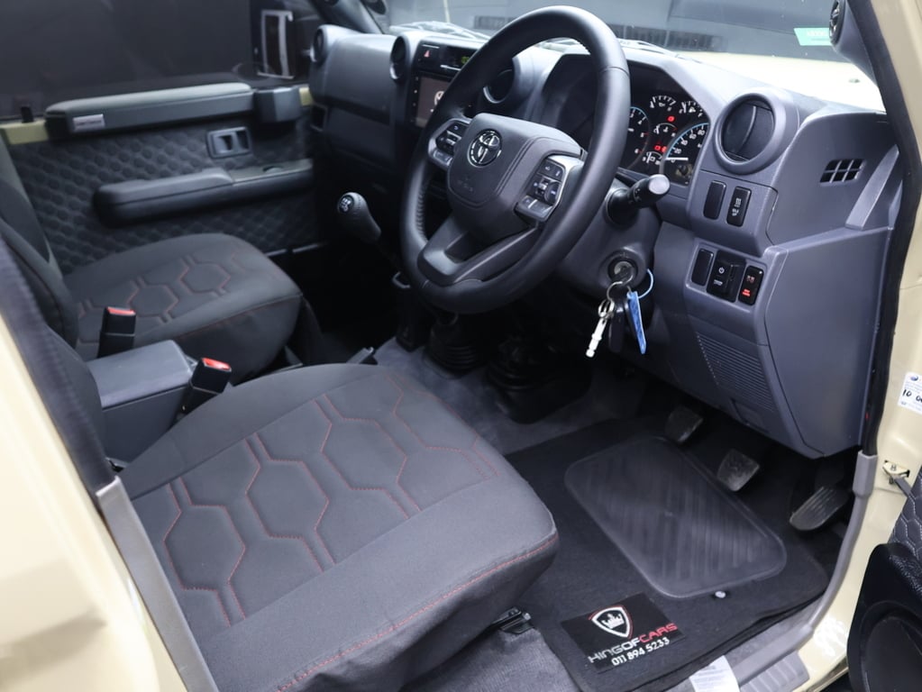 2021 Toyota Land Cruiser 79 4.5 Diesel Pick Up Double Cab