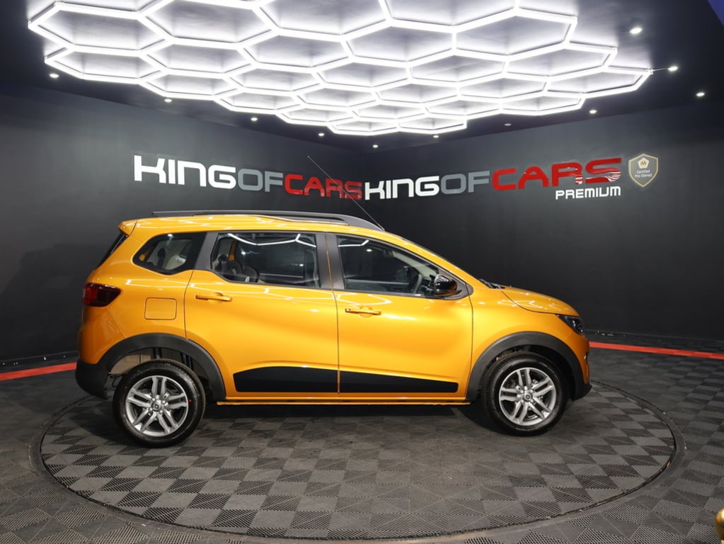 2025 Renault Triber 1.0 Zen Q2FyTGlzdGluZzo0OTQwODM R249950 | Avo Auto