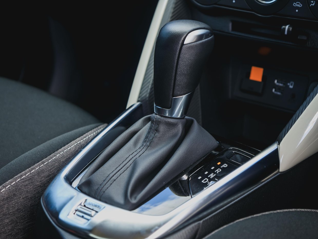 2025 Mazda 2 1.5 Dynamic 5 Door Auto Q2FyTGlzdGluZzozODY1Njc