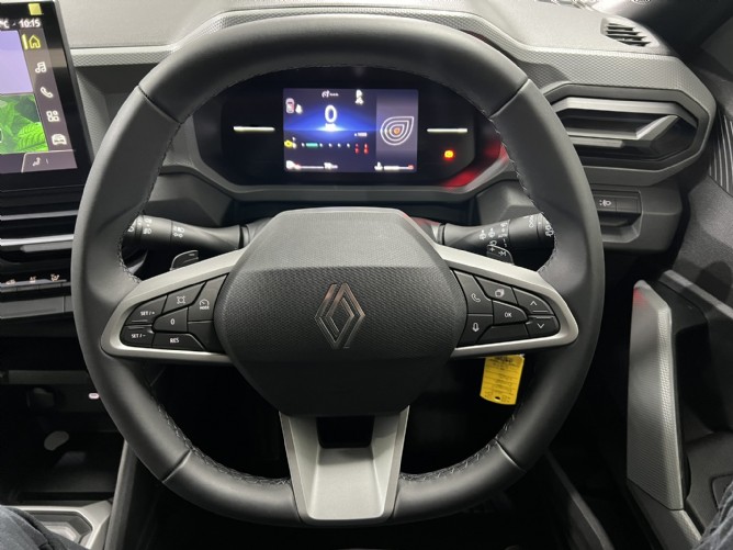 2025 Renault Duster 1.3T Zen EDC Q2FyTGlzdGluZzo0NzAwNDE R482942