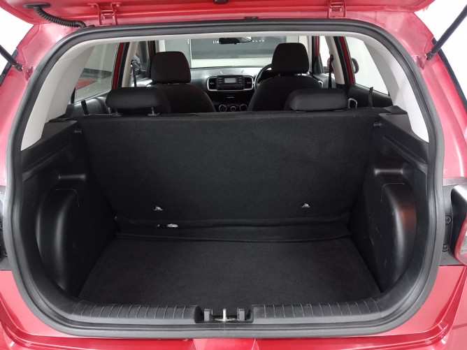 2020 Hyundai Venue TDGI Motion DCT Q2FyTGlzdGluZzozOTczODE