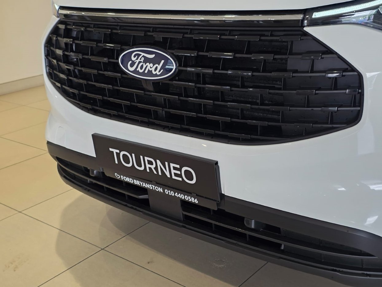 2025 Ford Tourneo Custom Tourneo 2.0 TDCi Custom LWB Trend Auto ...