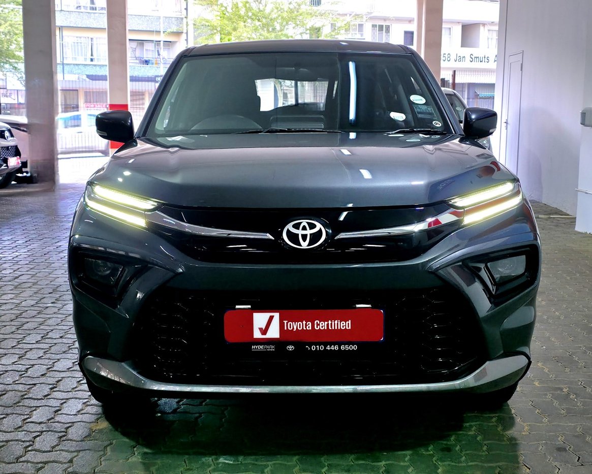 2025 Toyota Urban Cruiser 1.5 Xs Q2FyTGlzdGluZzo0MTczNTU R309995
