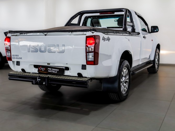 headporters様  ULA EPIC Ssize 希少 Used Isuzu D-Max 1.9 DDI HR X-Rider Auto Double-Cab for sale in