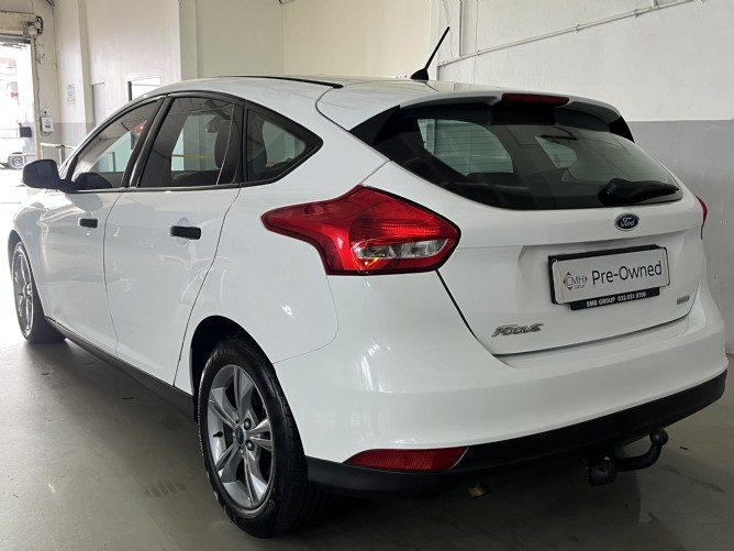 2017 Ford Focus 1.0 EcoBoost Ambiente 5 Door Hatch Auto ...