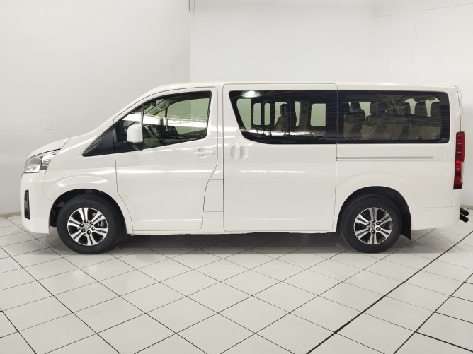 2022 Toyota Quantum 2 8 GL 11 Seater Q2FyTGlzdGluZzo0MTk2MDY R599995 2022-toyota-quantum-2-8-gl-11-seater-q2fytglzdgluzzo0mtk2mdy-r599995