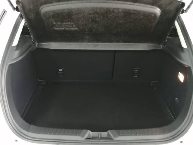 2022 Mazda CX-3 2.0 Dynamic Auto Q2FyTGlzdGluZzo0ODQzMTM R299900
