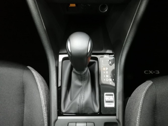 2022 Mazda CX-3 2.0 Dynamic Auto Q2FyTGlzdGluZzo0ODQzMTM R299900