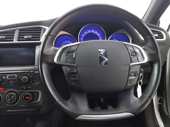 2012 Citroen DS4 HDi 160 Sport Door Q2FyTGlzdGluZzo0NTcxMDE