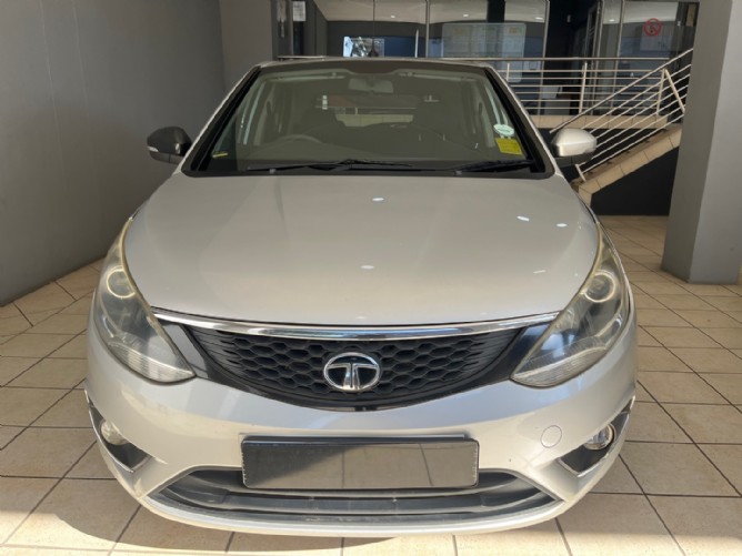 TATA　0527 2017 TATA Bolt 1.2 T XT 5 Door Hatch Q2FyTGlzdGluZzo0Njk0MzE