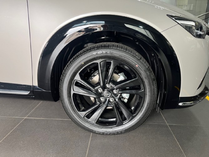 2025 Mazda CX-3 2.0 Carbon Edition Q2FyTGlzdGluZzozNTMwMzY R499900