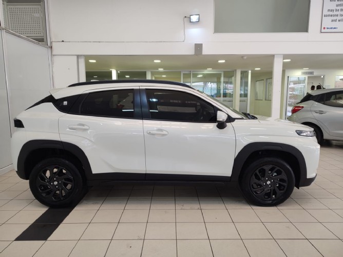 2024 Suzuki Fronx 1.5 GL Q2FyTGlzdGluZzoxMzQ2Mzg R298900 | Avo Auto