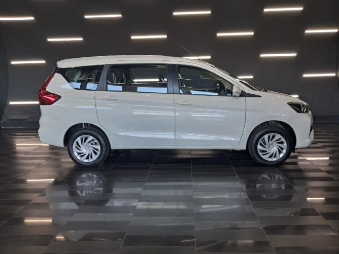 2024 Toyota Rumion 1.5 SX Q2FyTGlzdGluZzo0ODY0NTg R339990 | Avo Auto