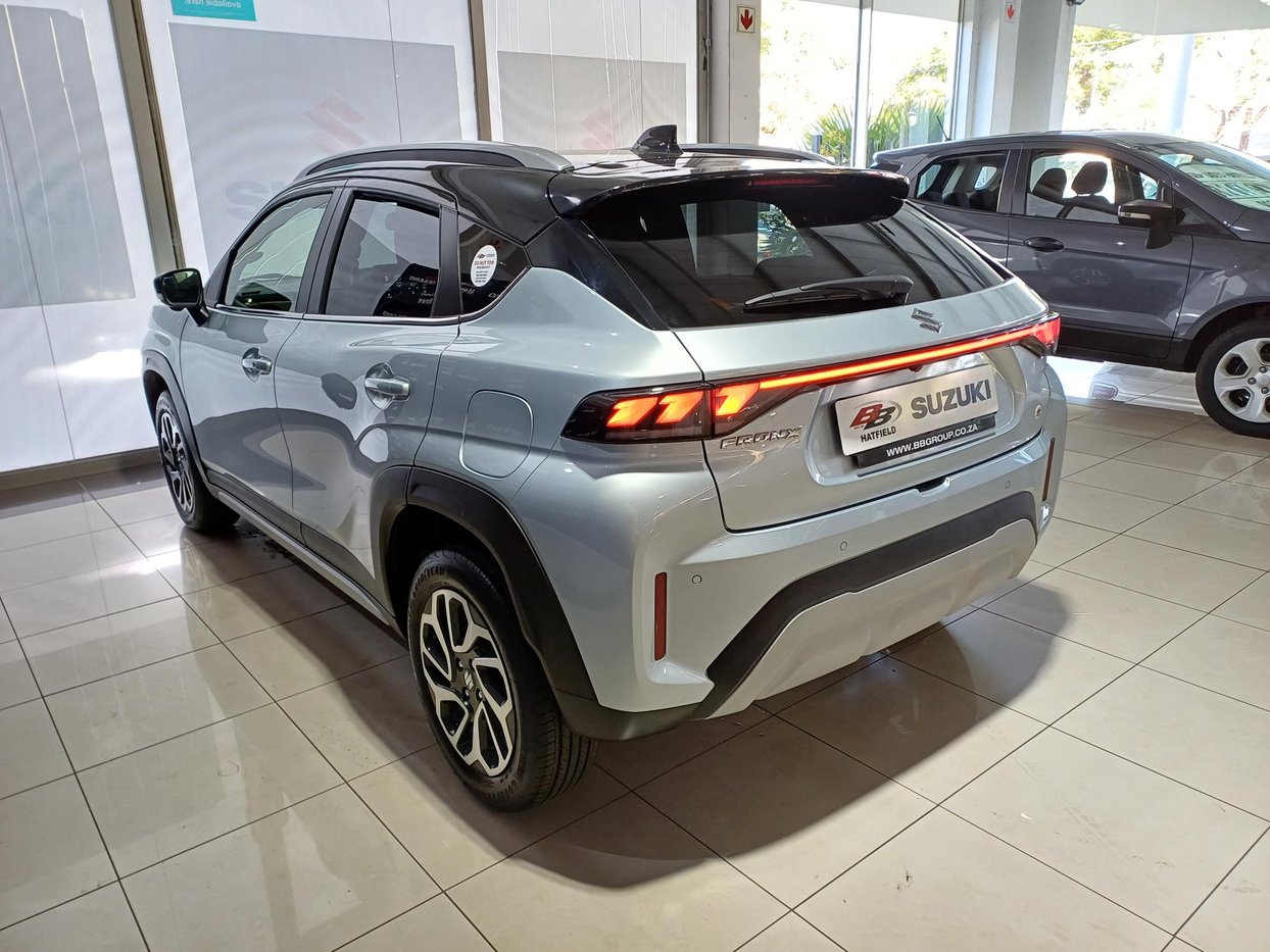 2025 Suzuki Fronx 1.5 GLX Auto Q2FyTGlzdGluZzo0ODUzMzI R329900