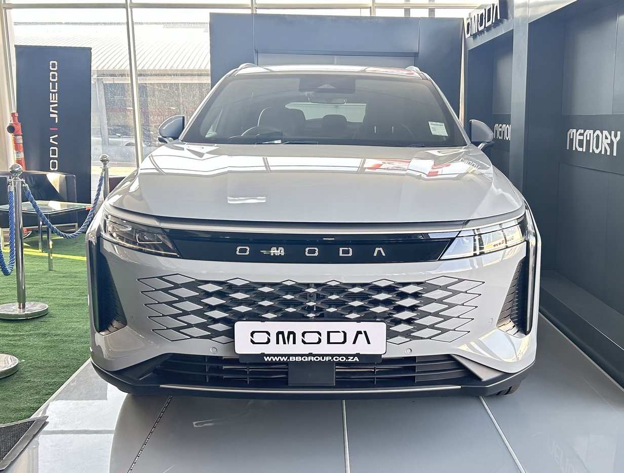 2025 Omoda C9 2.0 TGDi 400T Inspire Q2FyTGlzdGluZzozNjAwNTU
