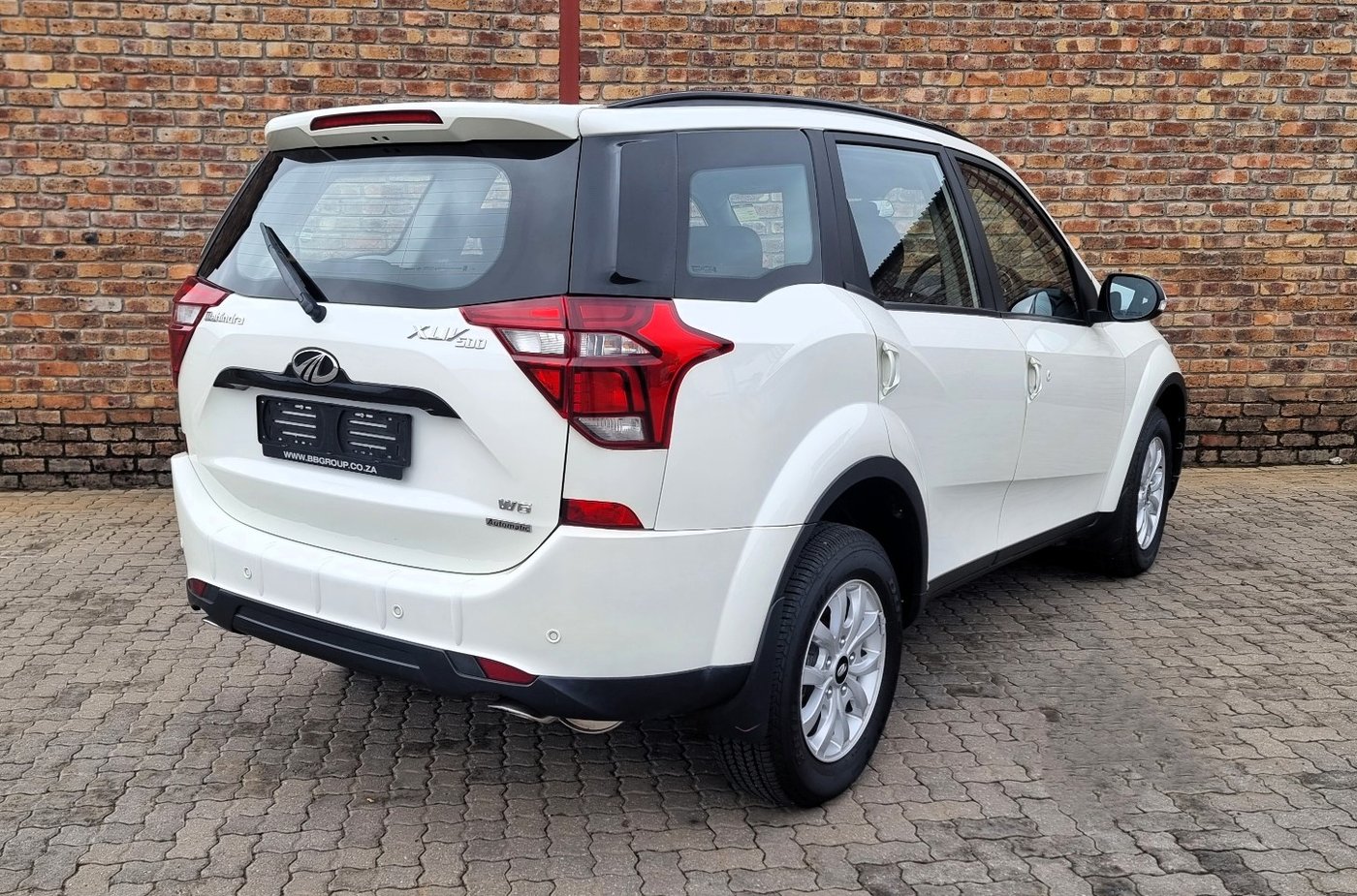 2024 Mahindra XUV 500 2.2D W6 mHawk 7 Seater Auto ...