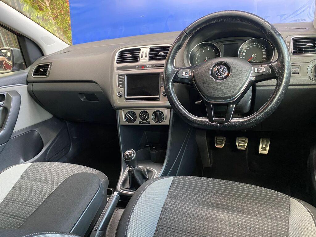 2015 Volkswagen VW Polo Cross TSi Highline