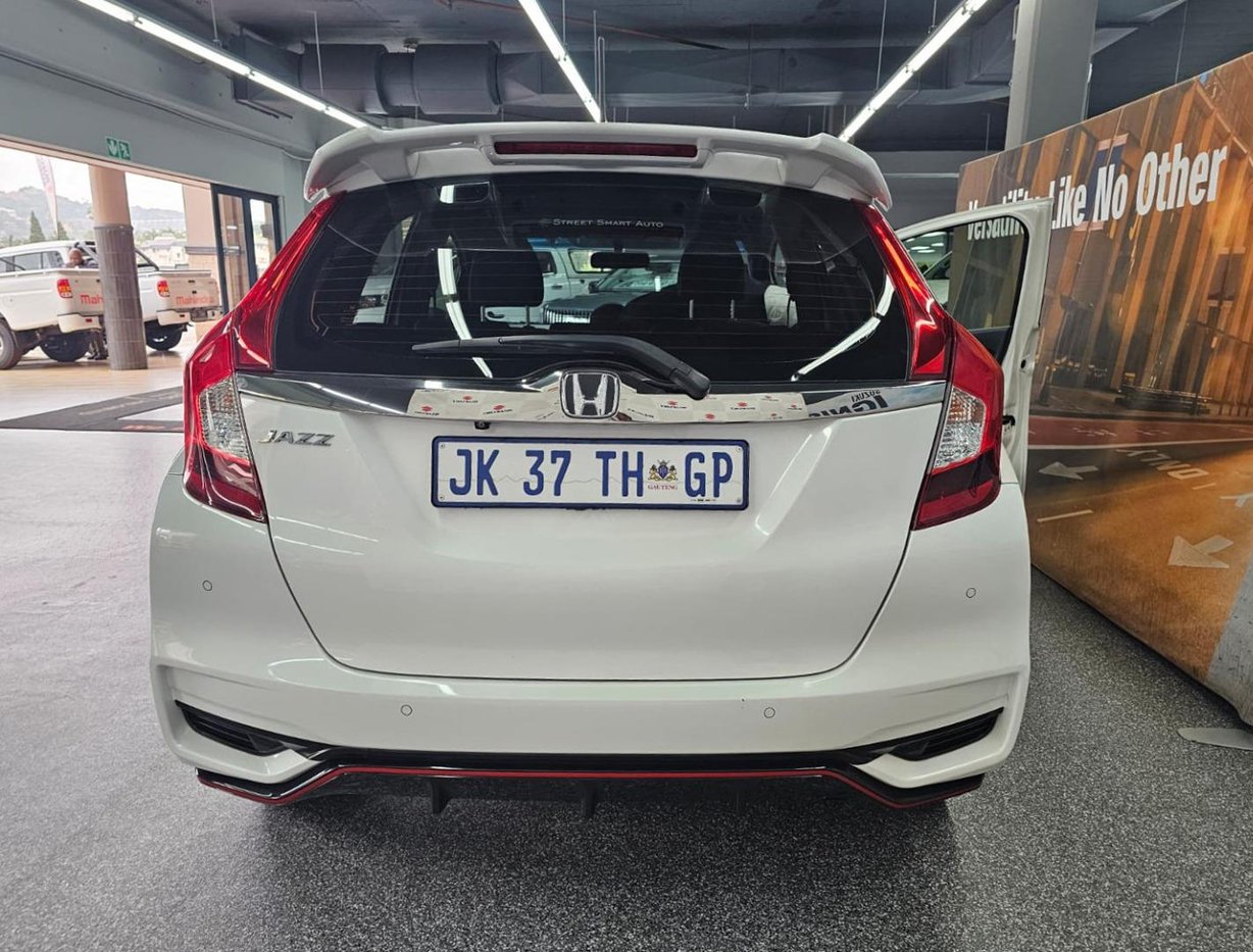 2020 Honda Jazz Sport CVT Q2FyTGlzdGluZzo0MTA4MzE R239750