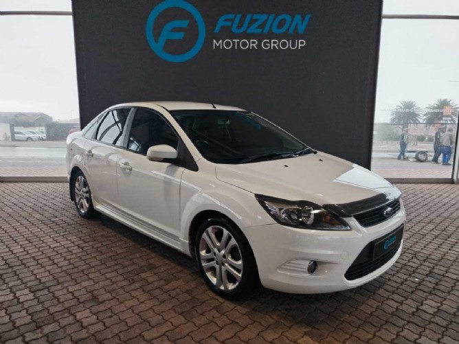 2010 Ford Focus 2.0 Si Sedan Auto Q2FyTGlzdGluZzo0NDI3OTQ