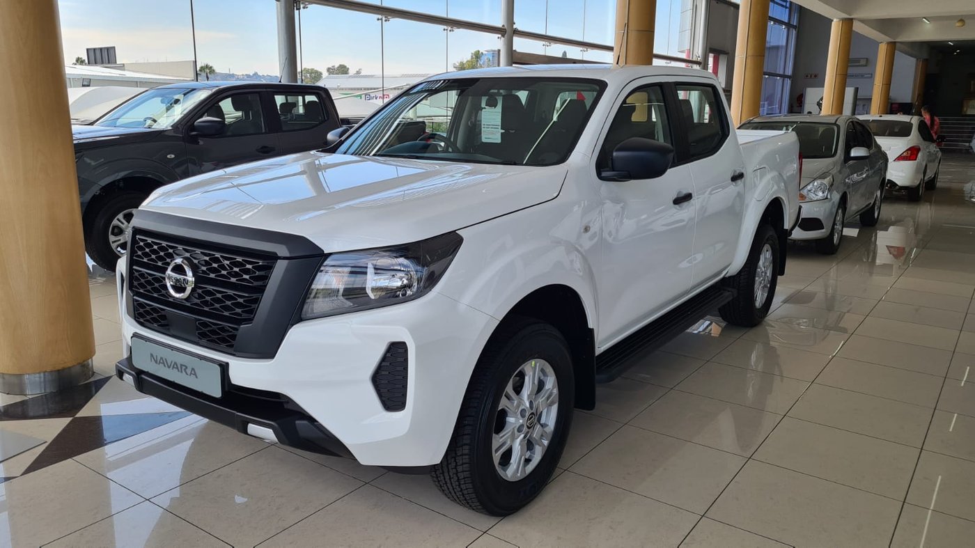 Nawamyu ★ 2025 Nissan Navara 2.5 DDTi SE Auto Double-Cab - DTM Paarl