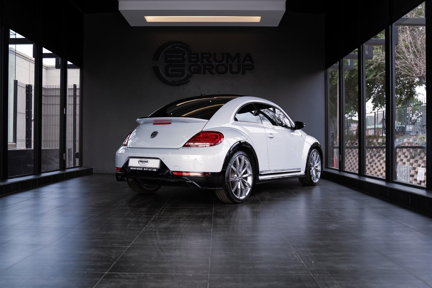 自動車 AUTOartVolkswagenBeetle1200Limousine1955 2019 Volkswagen VW Beetle 1.4 TSi 110 kW R-Line DSG