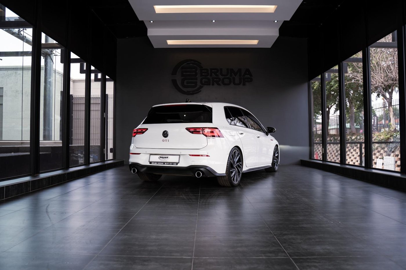 2022-volkswagen-vw-golf-8-gti-