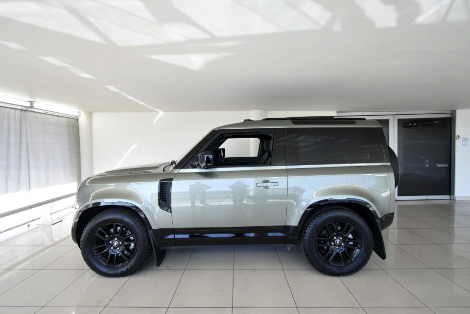 2025 Land Rover Defender 90 D250 SE X-Dynamic Q2FyTGlzdGluZzo0Nzk1Nzk ...