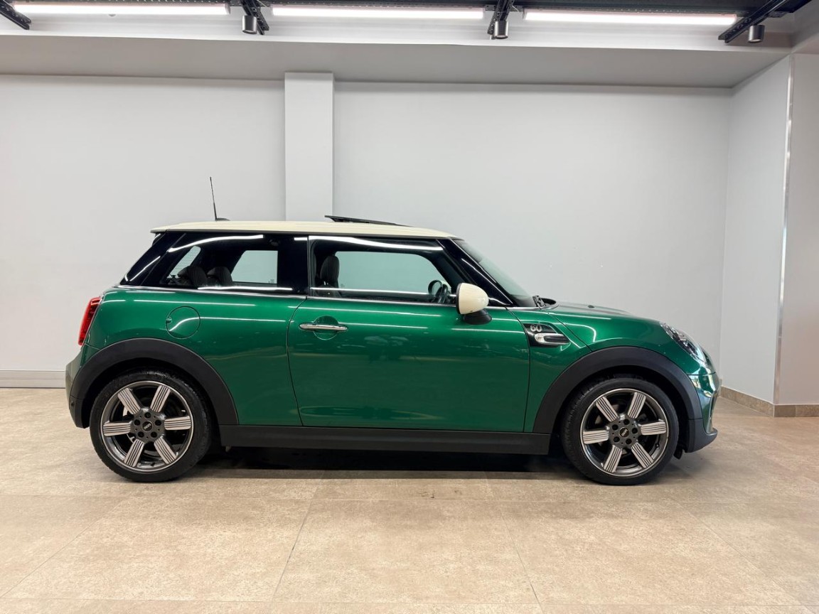 2019 MINI Cooper 60 Year Edition Auto Q2FyTGlzdGluZzo2ODk4NTk R329950 ...