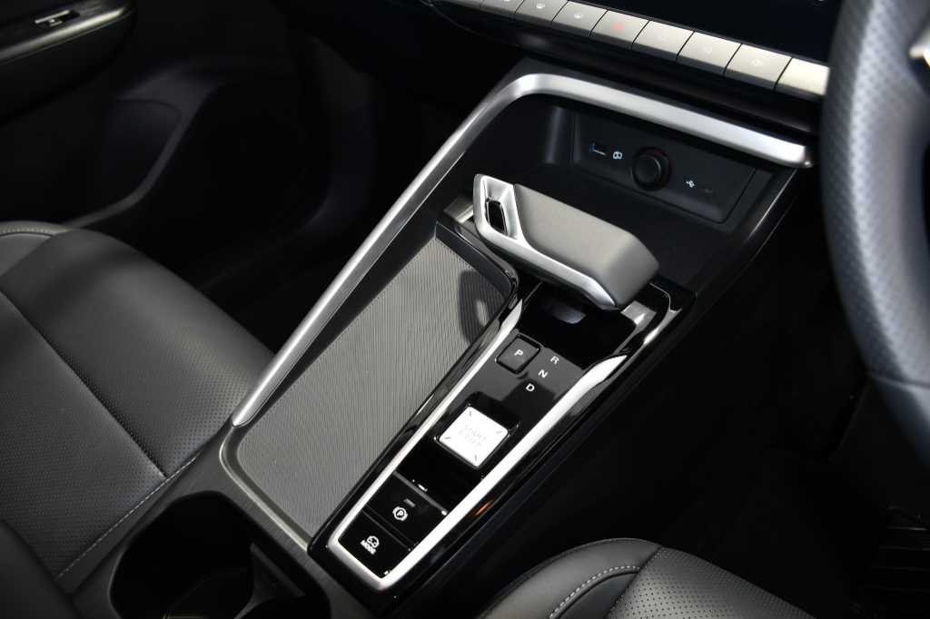 2025 MG ZS Pro 1.5T Comfort Q2FyTGlzdGluZzo1OTQ4NDg R397600 | Avo Auto