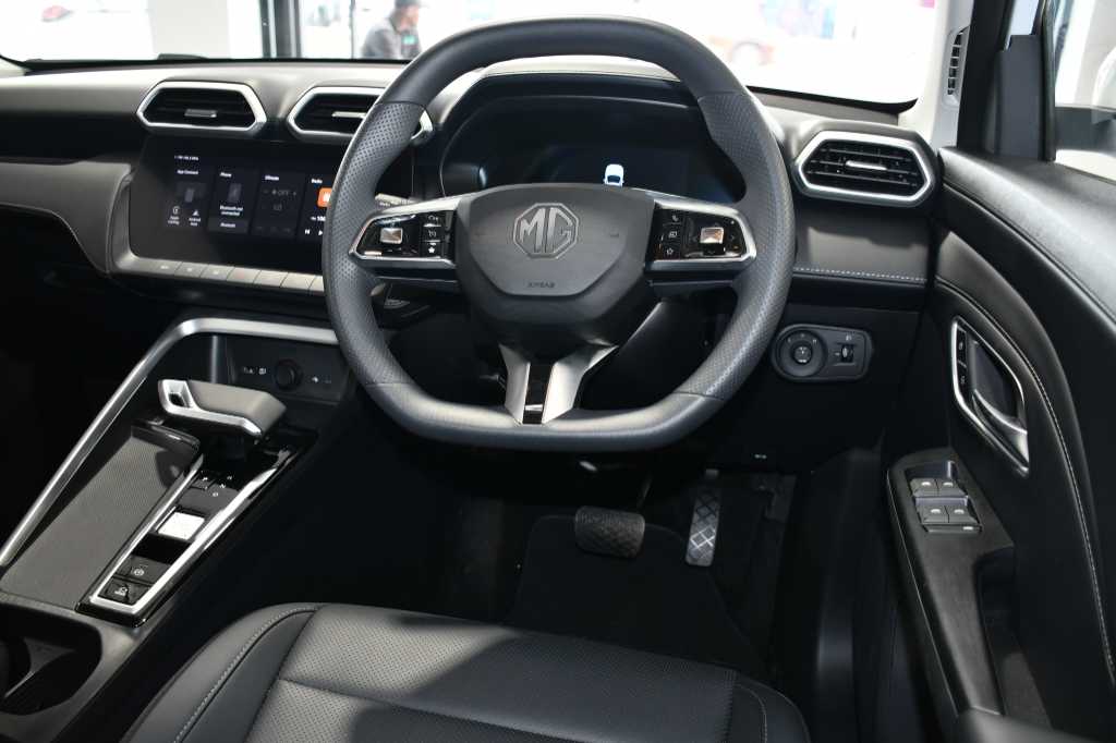 2025 MG ZS Pro 1.5T Comfort Q2FyTGlzdGluZzo1OTQ4NDg R397600 | Avo Auto