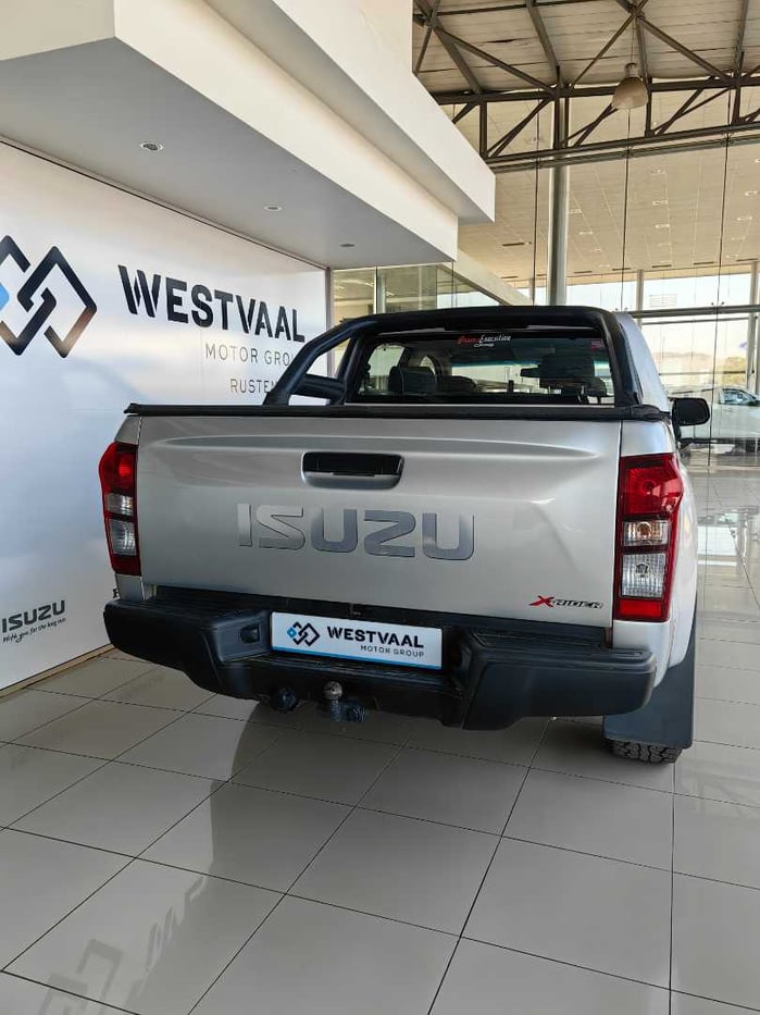 ea5cc75e-a2cc-4d84-8590-