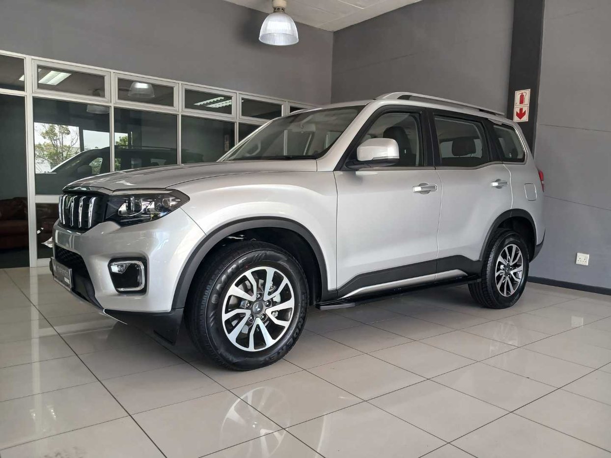 2024 Mahindra Scorpio-N 2.2D Auto 4x4 Z8L Q2FyTGlzdGluZzozNjc5NjU