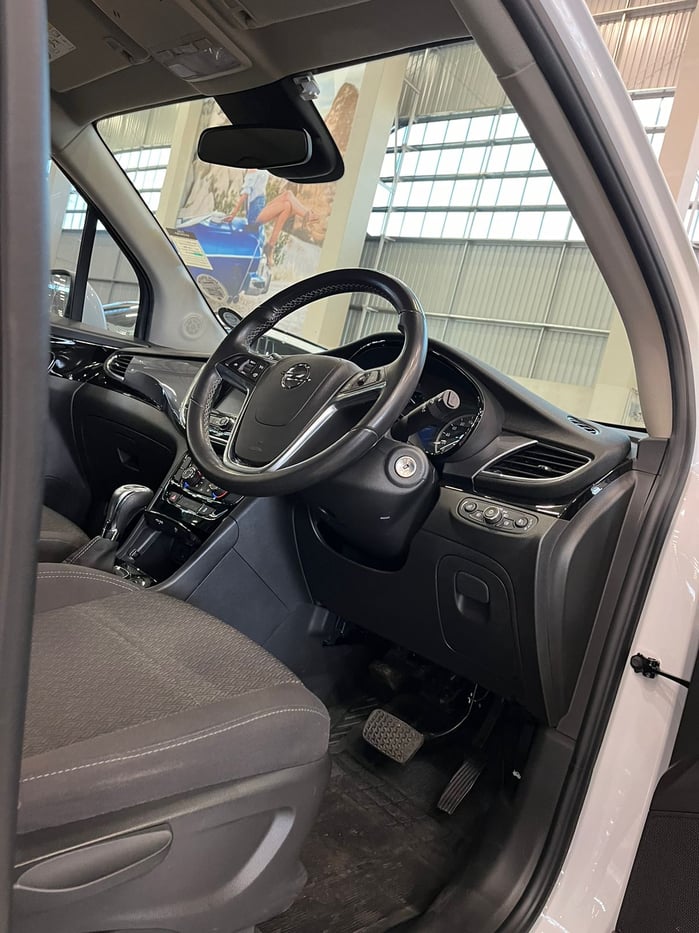 2018 Opel Mokka 1.4 T Enjoy Auto Q2FyTGlzdGluZzozMjExNDE R222100