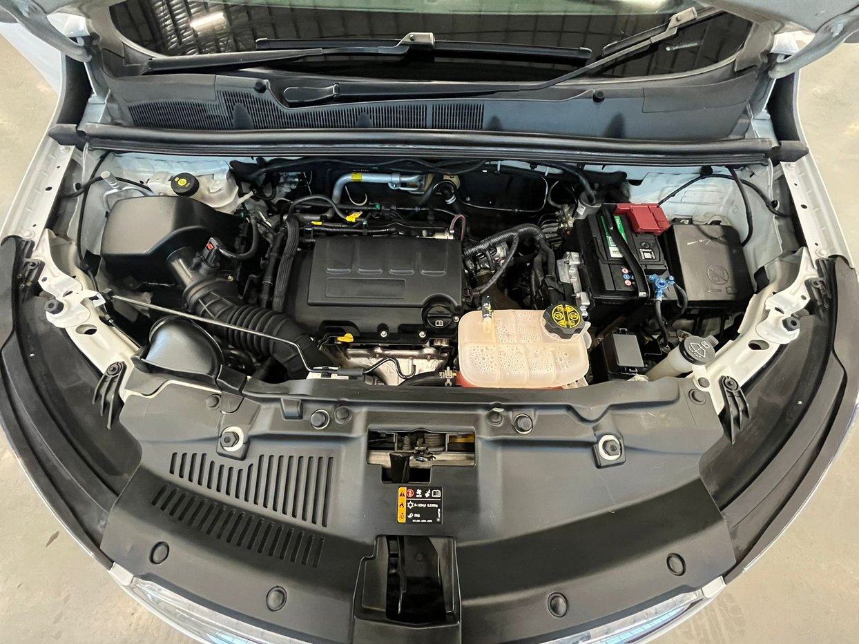 2018 Opel Mokka 1.4 T Enjoy Auto Q2FyTGlzdGluZzozMjExNDE R222100