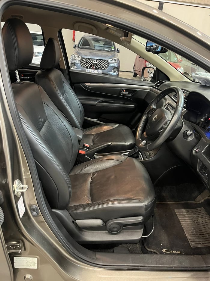 2019 Suzuki Ciaz 1.4 GLX Auto Q2FyTGlzdGluZzozMzAzOTc R202100