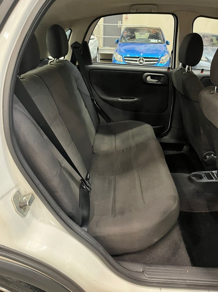 2006 Opel Corsa 1.6 Sport Q2FyTGlzdGluZzozMzYxODE R60100 | Avo Auto