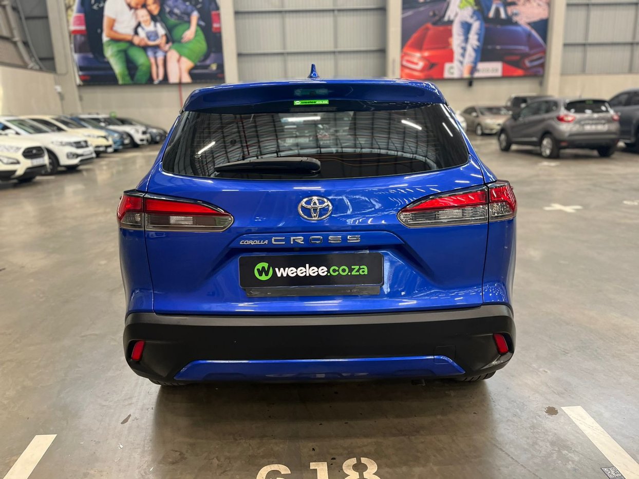 2023 Toyota Corolla Cross 1.8 XI Q2FyTGlzdGluZzozNDY0NzQ R334900